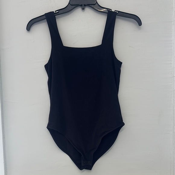 Old Navy Black Square Neck Bodysuit Size XS - Picture 1 of 4